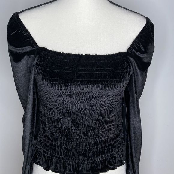 Bagatelle Top Black Velvet Smocked Long Sleeves Off the Shoulder Top - Picture 8 of 13
